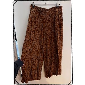 Wide Leg Cheetah Pants